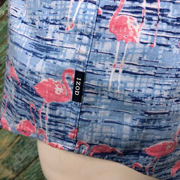 A4 - IZOD Flamingo Print Short-Sleeve Button-Down Shirt - M - Picture 5 of 8